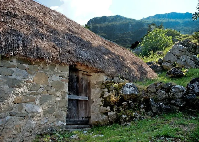 Alpeggio Pruno Semesterbostad *